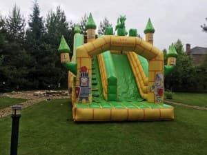 1083